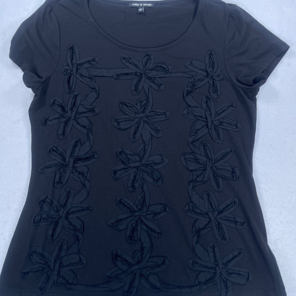 Cable & Gauge Black Floral Ribbon Applique Short Sleeve Top XL